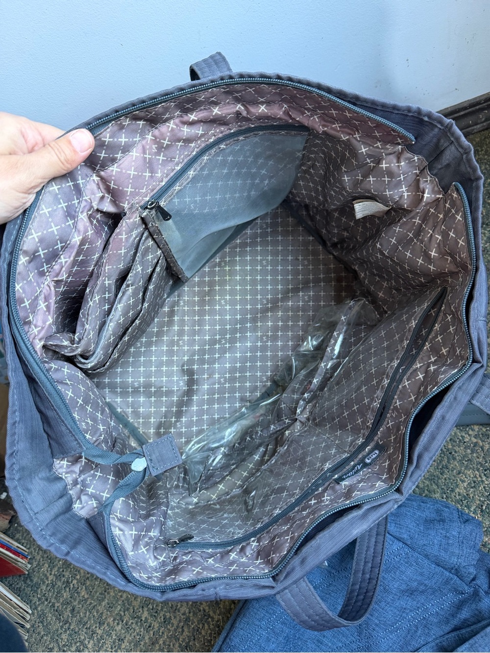 Lug Bags - Picture 15 of 15